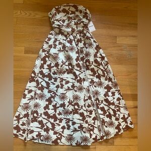 NWT SHOWPO MAXI DRESS - STRAPLESS THIGH SPLIT Brown and White size 0